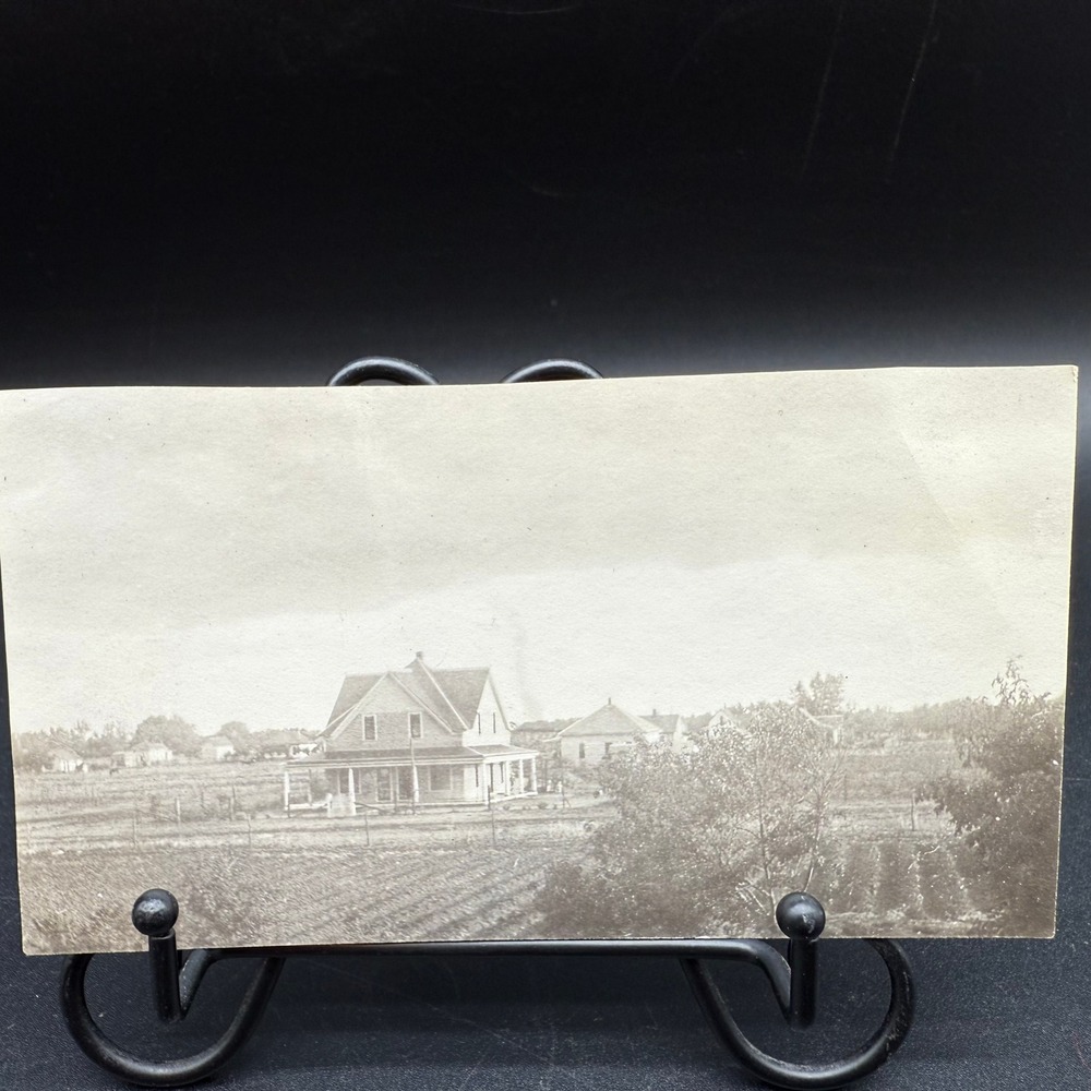 Antique Rural Farmhouse Photo Early 1900s Victorian Home Agricultural‎ Landscape
